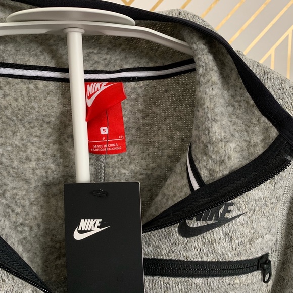 Nike Heathered Grey Knit Jacket - Picture 3 of 6